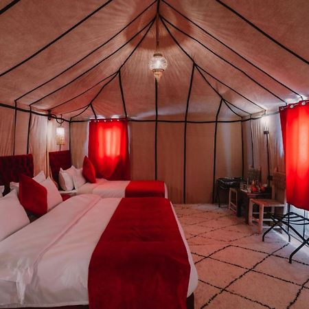 Starlit Camp Hotel เมอร์ซูกา ภายนอก รูปภาพ